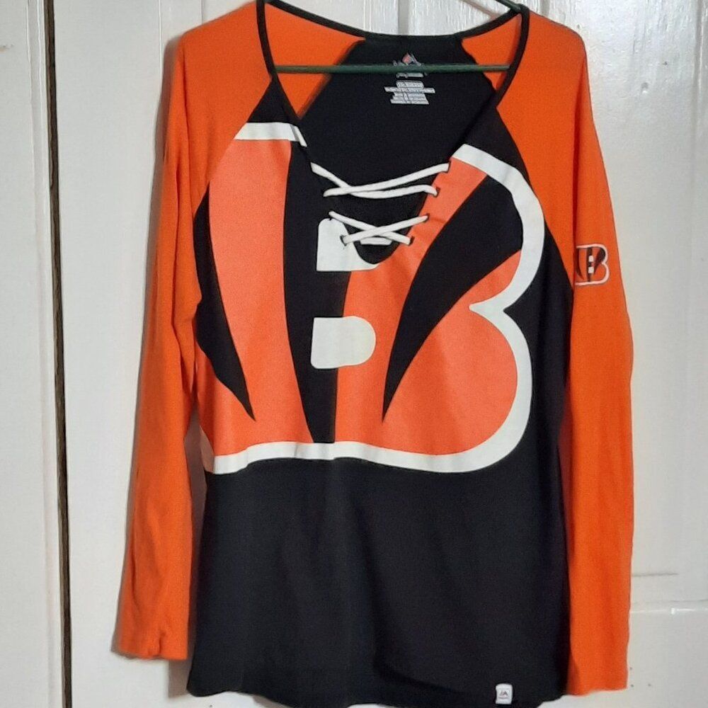 Cincinnati Bengals Big B Front Graphic with LACES Soft Cotton Long Sleeve Tee